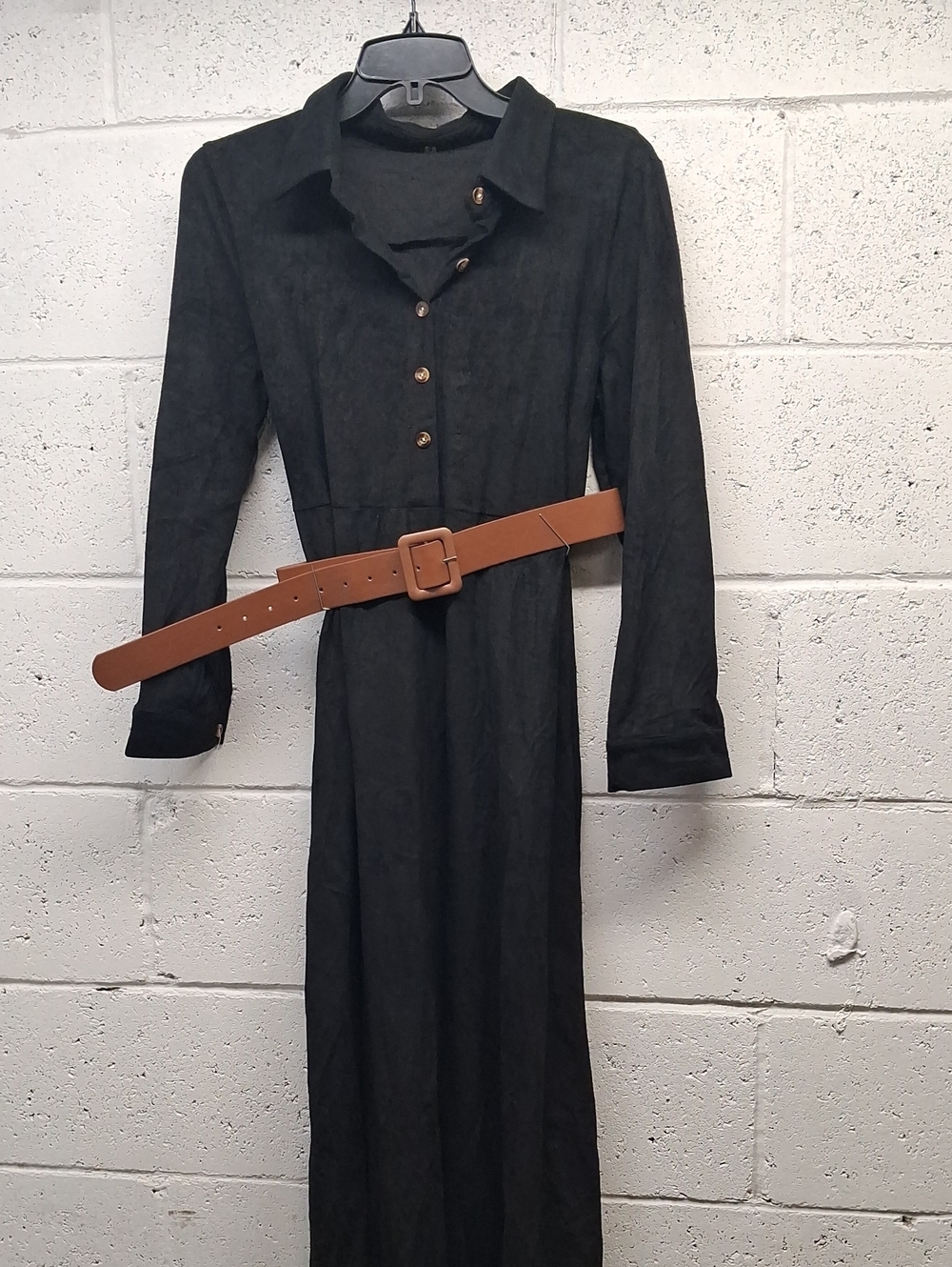 NWT Womens Soft Elegant Black Long-Sleeve Button Dress with Brown Belt